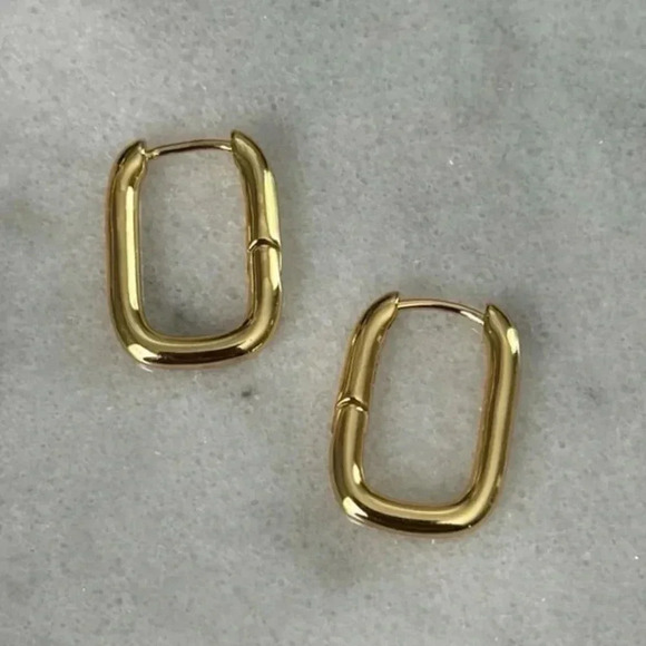 Modest Lu Jewelry - Gold Chunky Square Hoop Earrings Brand New